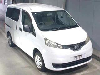 NISSAN NV200 2017