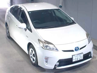 TOYOTA PRIUS 2013