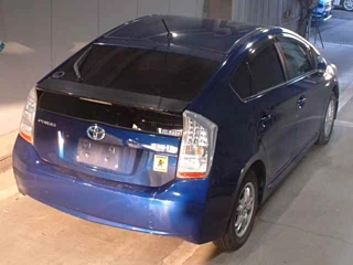 TOYOTA PRIUS 2010
