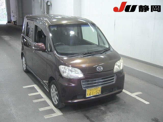 DAIHATSU TANTO EXE 2011