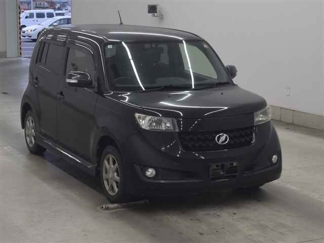 TOYOTA BB 2012