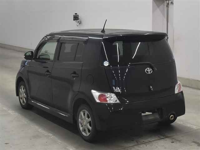 TOYOTA BB 2012