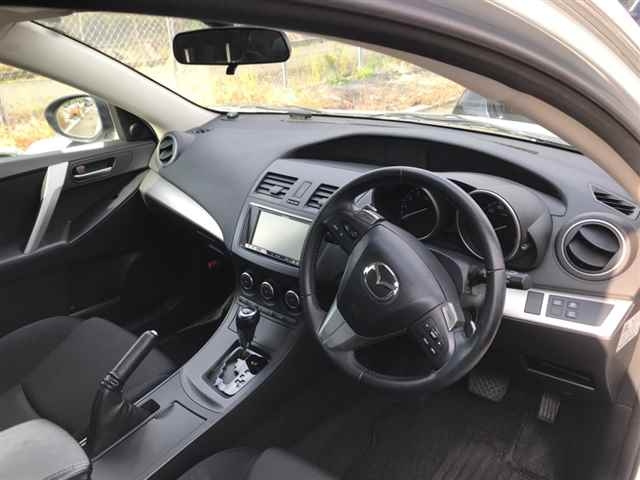 MAZDA AXELA 2013