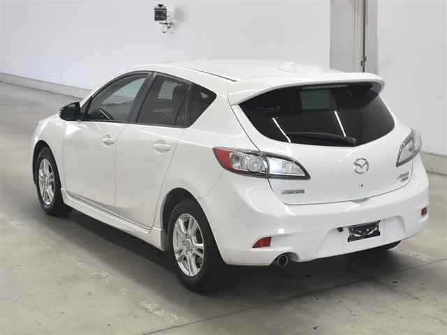 MAZDA AXELA 2013