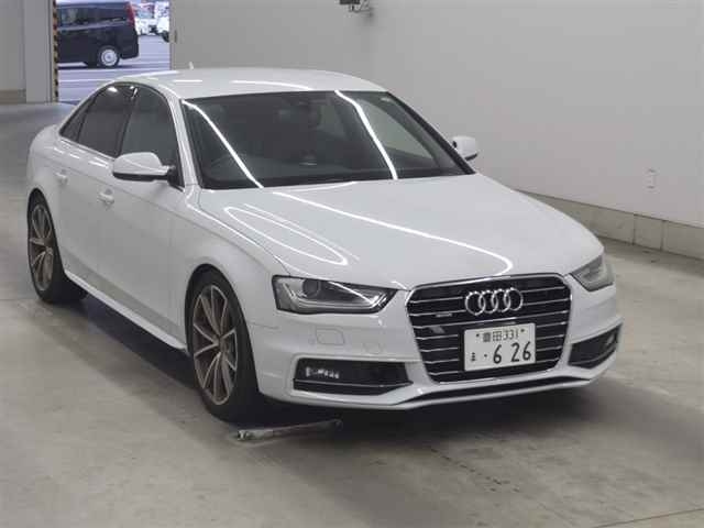 AUDI A4 2015