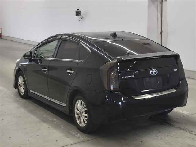 TOYOTA PRIUS 2012
