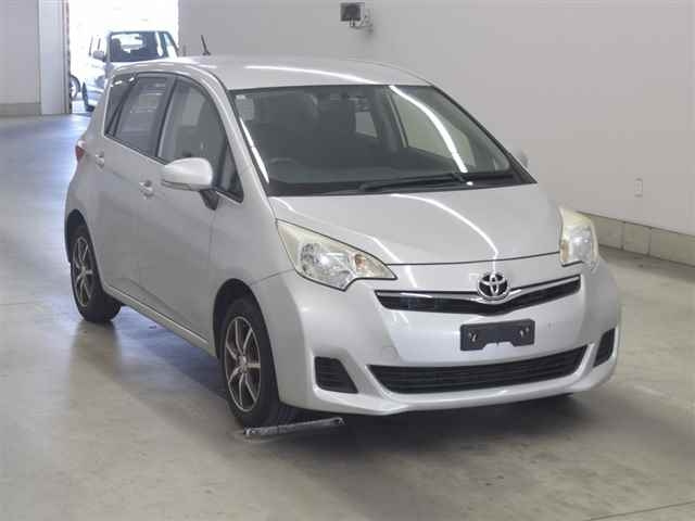 TOYOTA RACTIS 2013