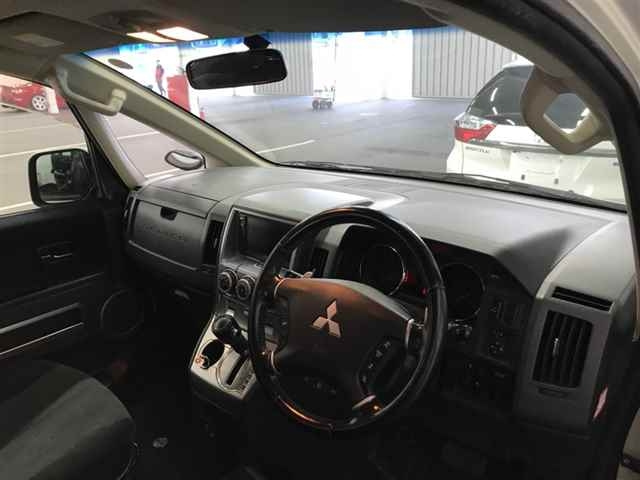 MITSUBISHI DELICA D5 2008