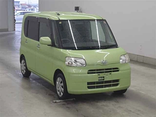 DAIHATSU TANTO 2012
