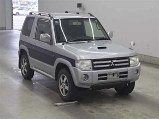 MITSUBISHI PAJERO MINI 2011