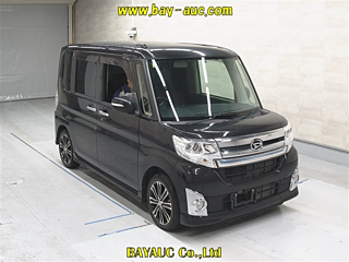 DAIHATSU TANTO 2014