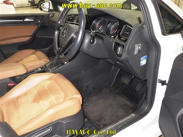 VOLKSWAGEN GOLF 2014