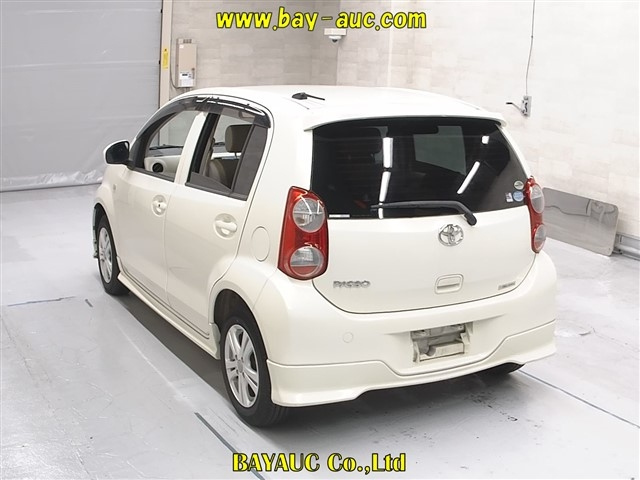 TOYOTA PASSO 2010