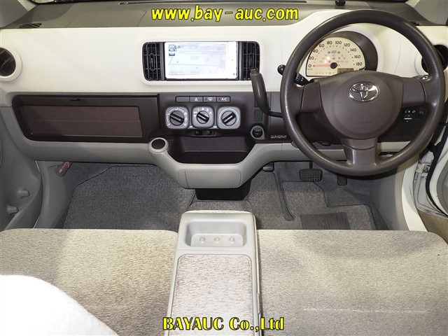 TOYOTA PASSO 2010