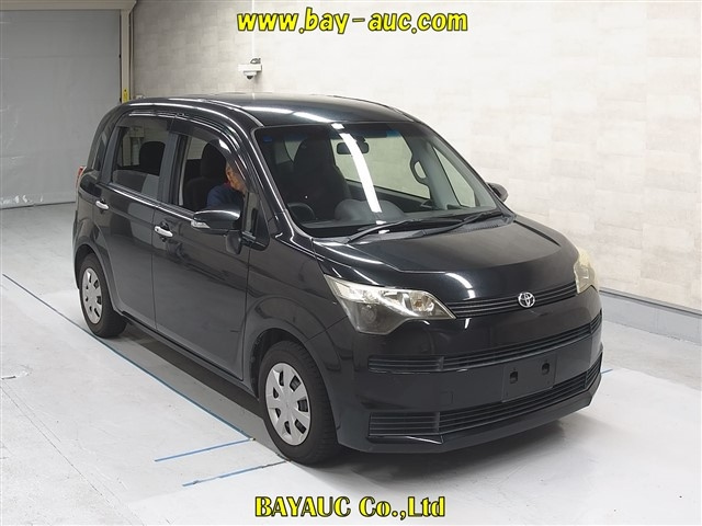 TOYOTA SPADE 2012