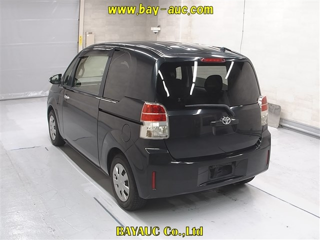 TOYOTA SPADE 2012