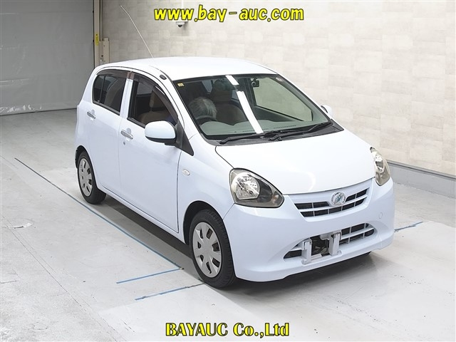 DAIHATSU MIRA E S 2012