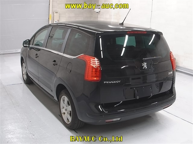PEUGEOT 5008 2014