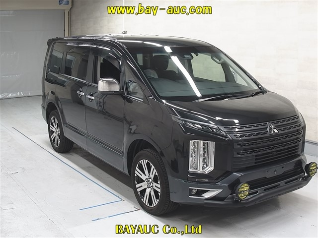 MITSUBISHI DELICA D5 2022