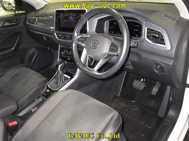 VOLKSWAGEN T-ROC 2023