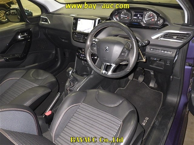 PEUGEOT 208 2016