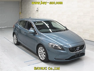 VOLVO V40 2014
