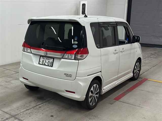 SUZUKI SOLIO 2015