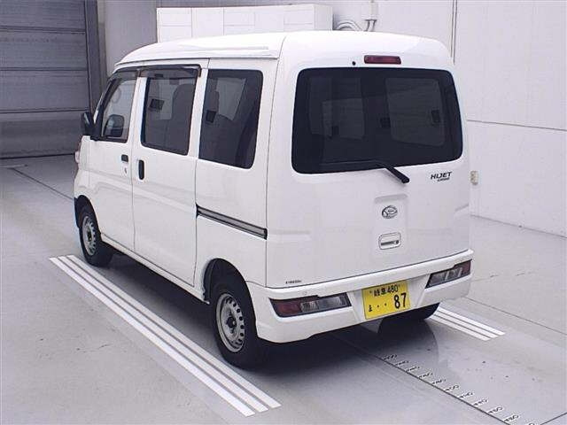 DAIHATSU HIJET VAN 2020
