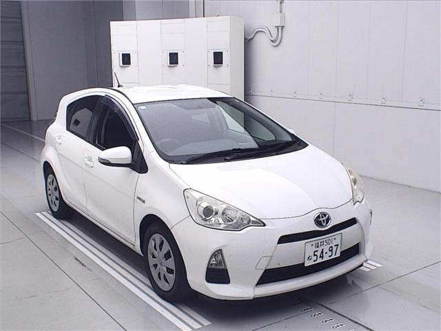 TOYOTA AQUA 2012