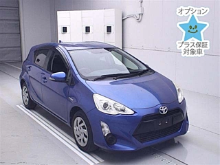 TOYOTA AQUA 2015