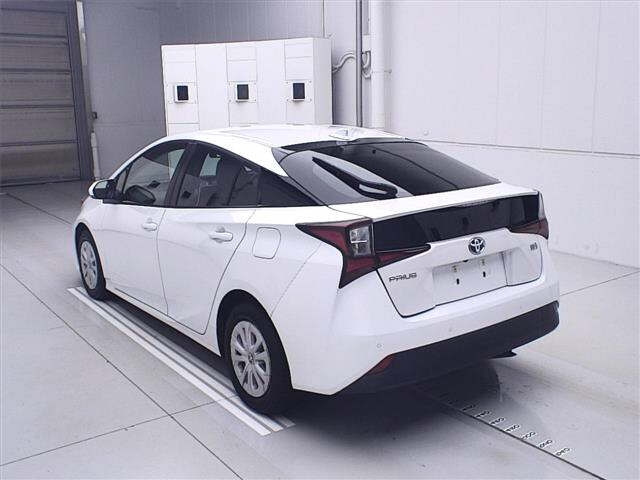 TOYOTA PRIUS 2020
