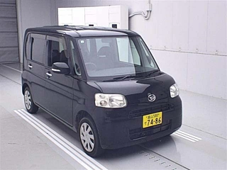 DAIHATSU TANTO 2011