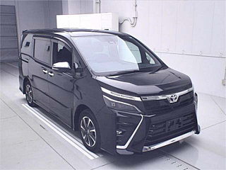 TOYOTA VOXY 2020