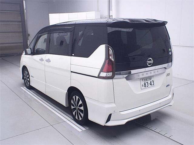 NISSAN SERENA 2017
