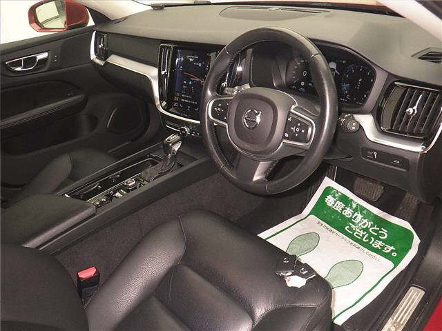 VOLVO V60 2019