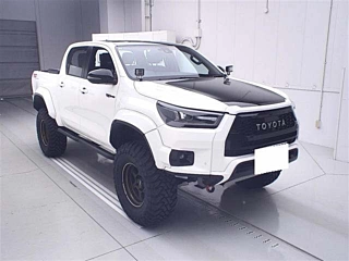 TOYOTA HILUX 2023