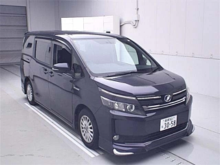 TOYOTA VOXY 2014