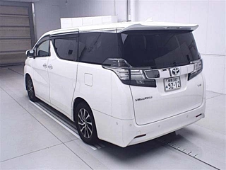 TOYOTA VELLFIRE 2015