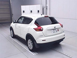 NISSAN JUKE 2011