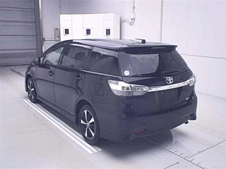 TOYOTA WISH 2012