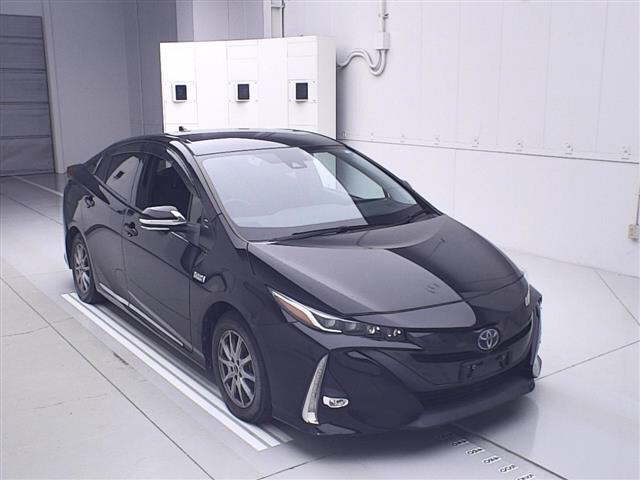 TOYOTA PRIUS PHV 2017