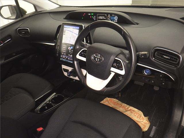 TOYOTA PRIUS PHV 2017