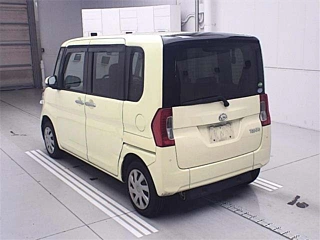 DAIHATSU TANTO 2018