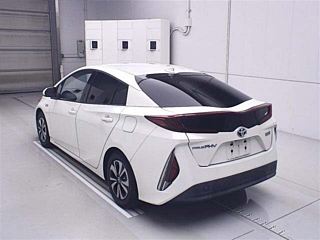 TOYOTA PRIUS PHV 2019