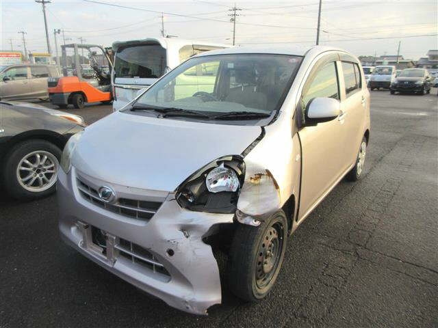 DAIHATSU MIRA E S 2012