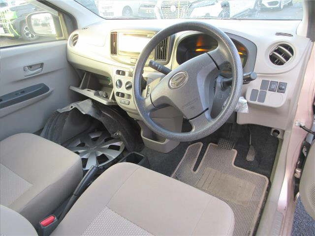 DAIHATSU MIRA E S 2012