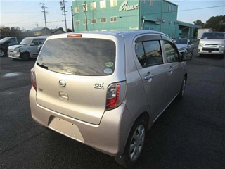 DAIHATSU MIRA E S 2012