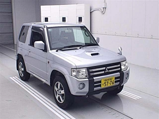 MITSUBISHI PAJERO MINI 2009