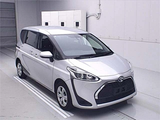 TOYOTA SIENTA 2020
