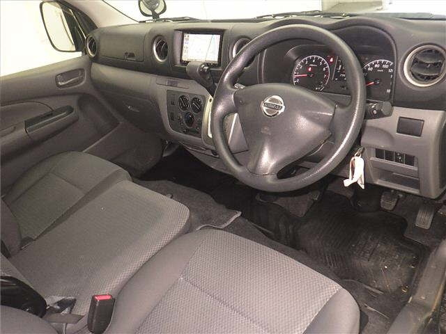 NISSAN CARAVAN VAN 2016